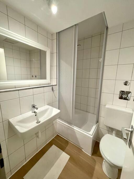 Schickes Apartment Mit Balkon In Düsseldorf Zewnętrze zdjęcie